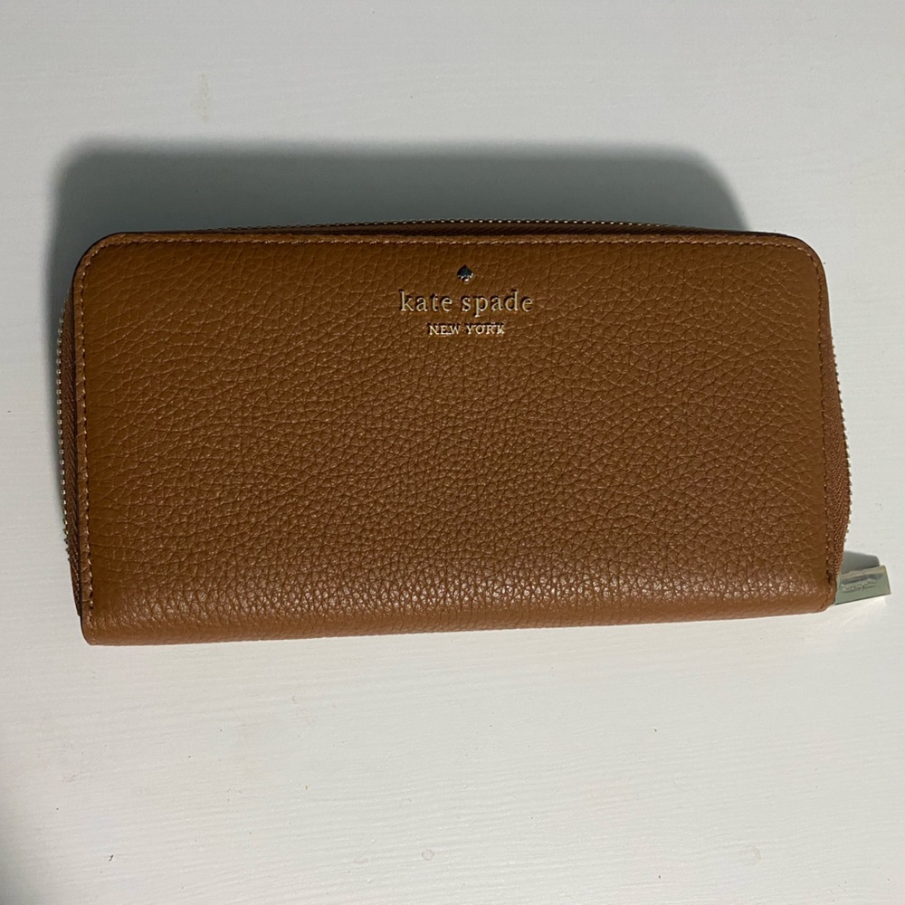 Kate Spade Leila Large Continental Wallet (Pebble)
